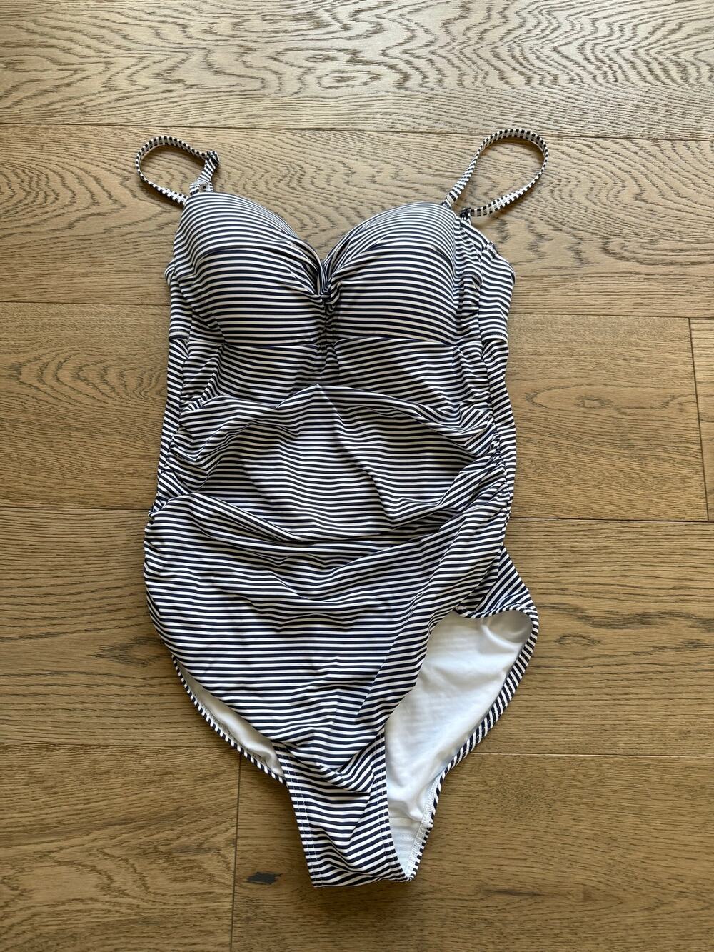 Nip Tuck Swim Sorrento Stripe Joanne One Piece Swimsuit Size 8 Navy